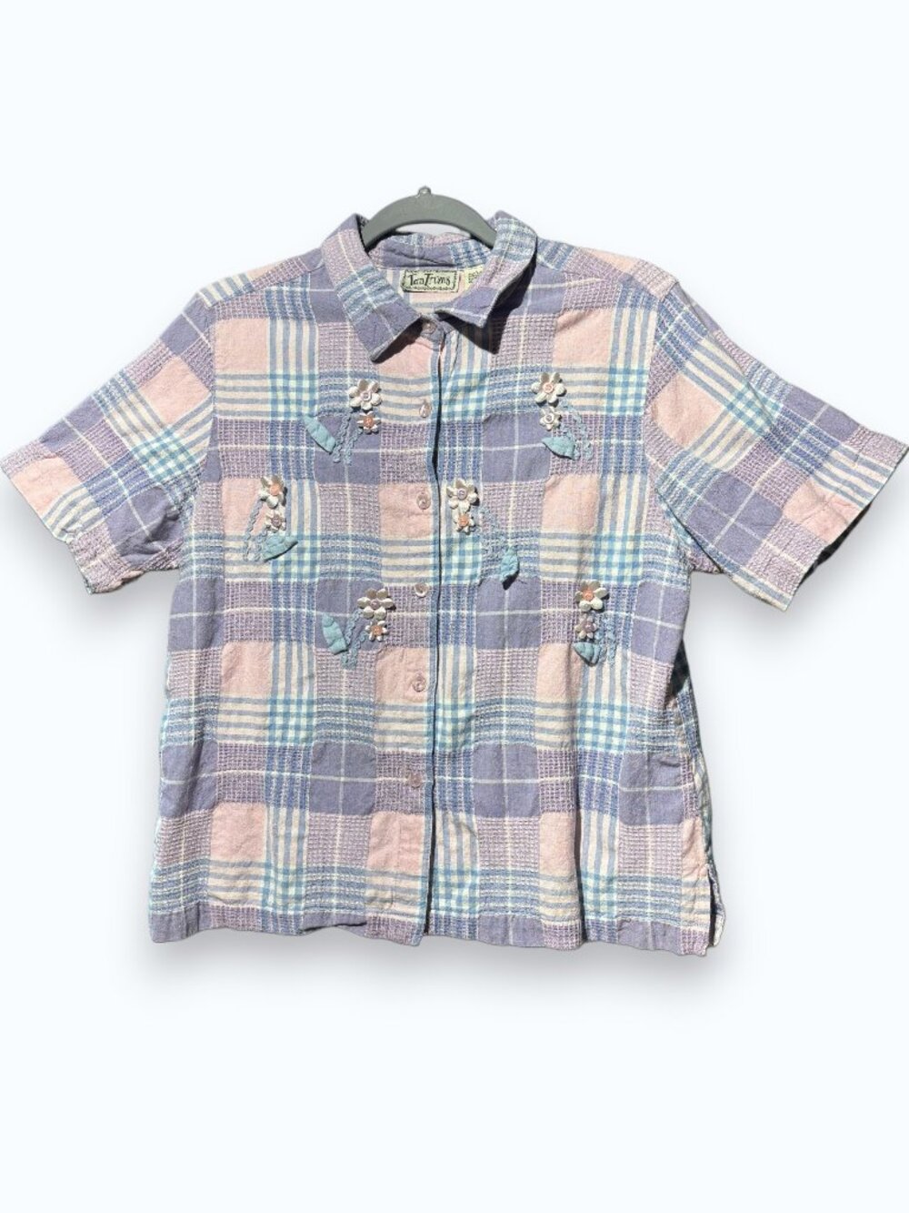 Vintage 90s Plaid Floral Embroidery Button Down